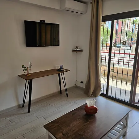 Apartamento Levante Carlos V 1b *
